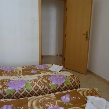 Bulgaria Angel *